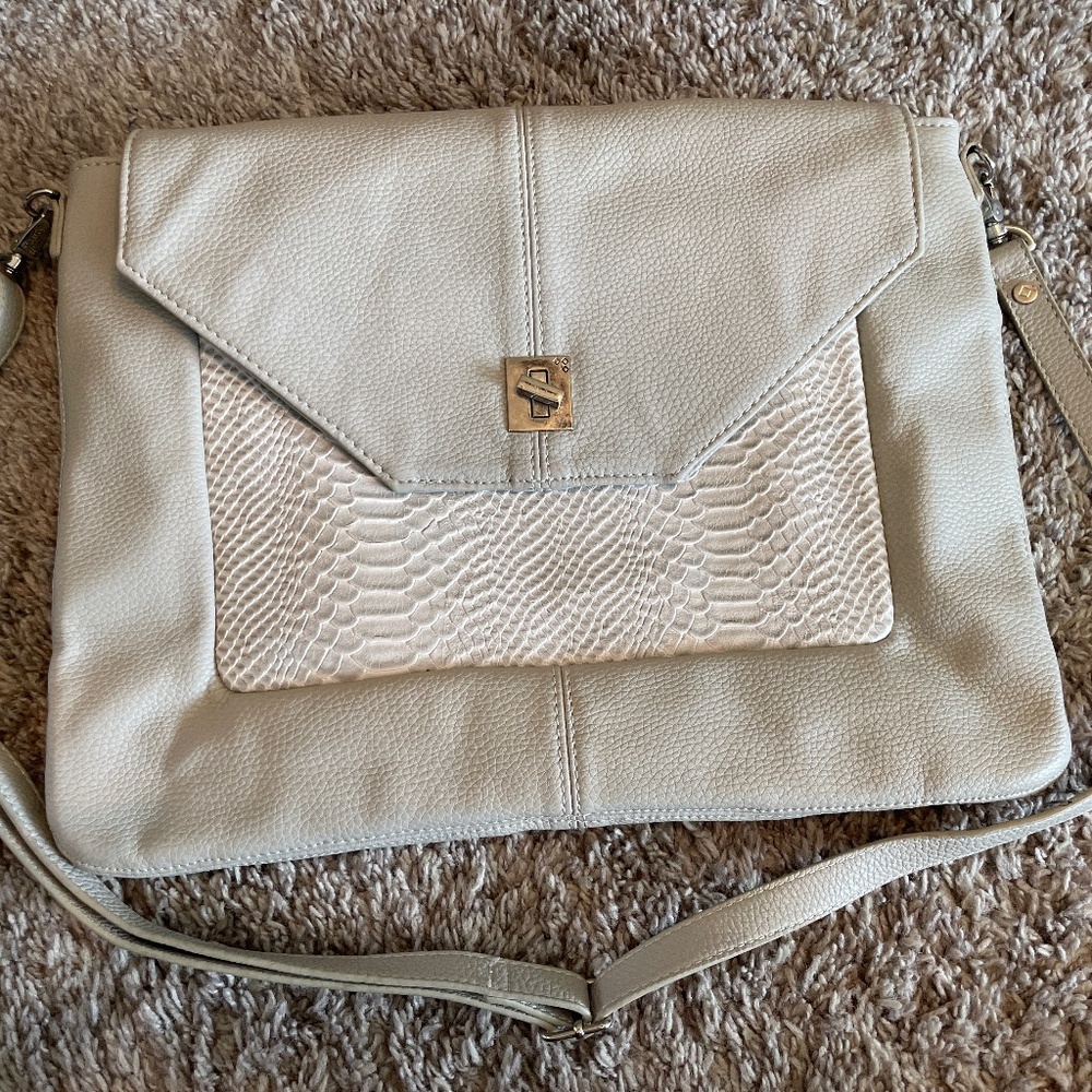 Jewel by Thirty One Brand Faux Snake Skin Purse